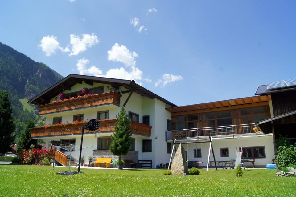 Facade/entrance, Summer