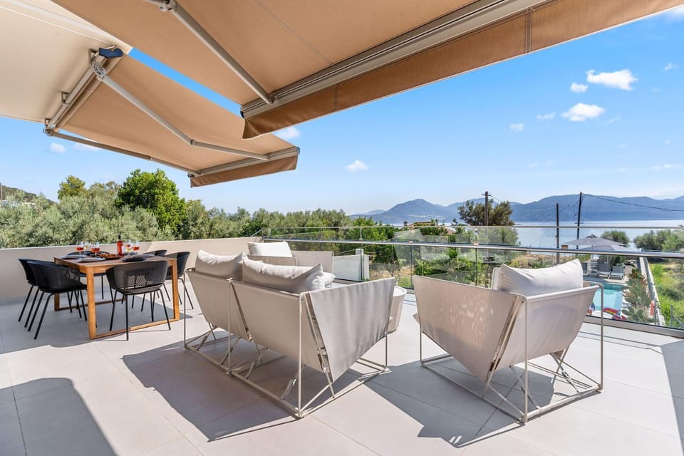 View (from property/room), Balcony/Terrace, Sea view