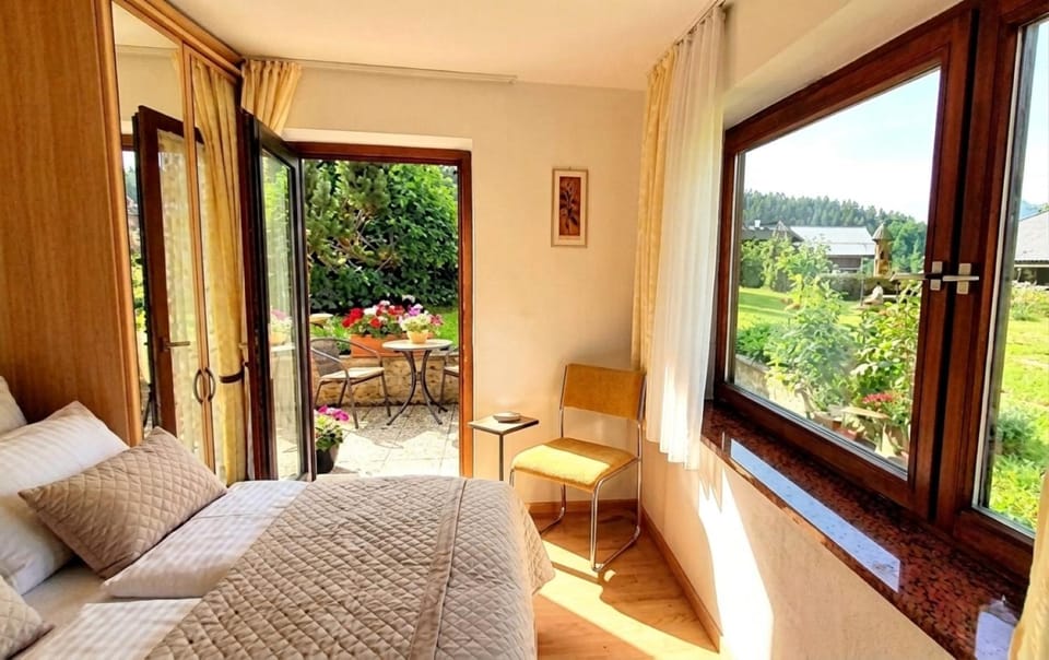 Spring, Bed, Natural landscape, Garden, View (from property/room), Balcony/Terrace, Garden view