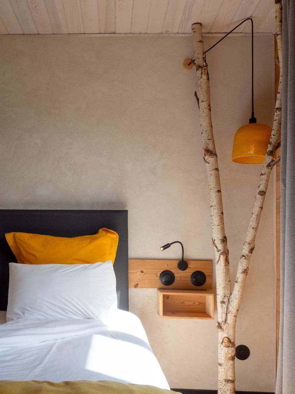 Domaine Les 4 Vents, élégant gîte privé 4 suites vue montagne pour 2 à 8 personnes au cœur de 12 hectares de nature House in Provence-Alpes-Côte d'Azur