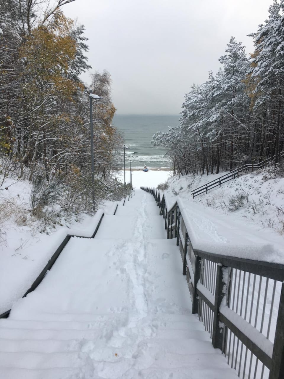 Nearby landmark, Natural landscape, Winter