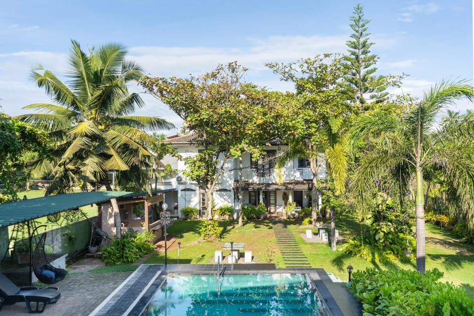 Property building, Natural landscape, Garden, Garden view, Pool view, Swimming pool, sunbed