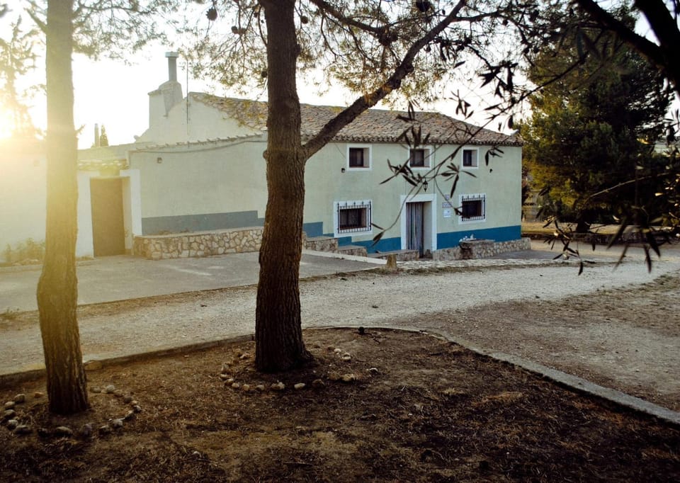 CASAS RURALES LA LAGUNA, ALPERA House in Castile-La Mancha