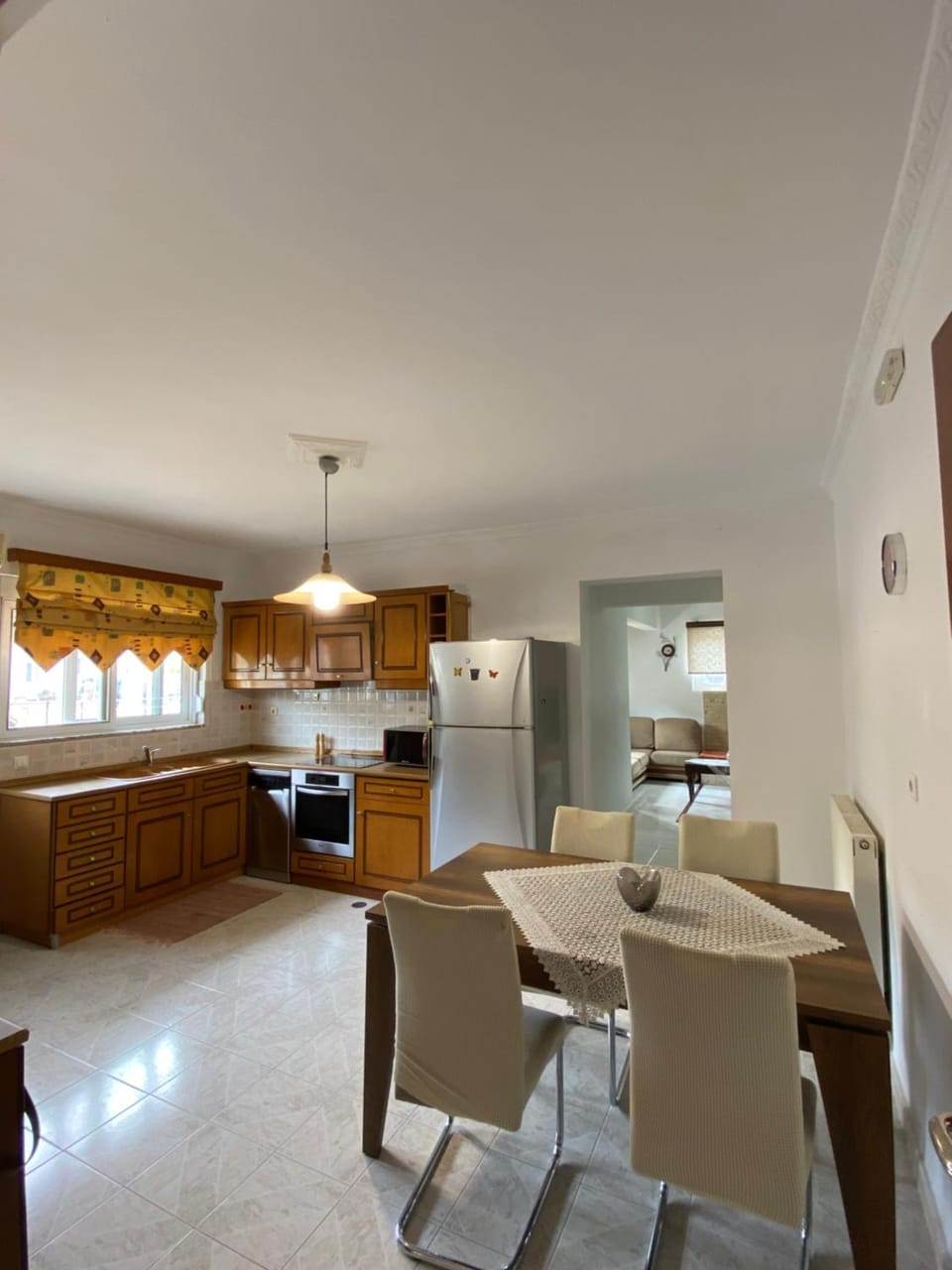 Kitchen or kitchenette, Living room, Seating area, Dining area, minibar, stove