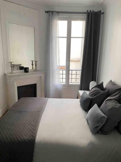 Charmant appartement cosy 2 pièces Paris 15e Apartment in Paris