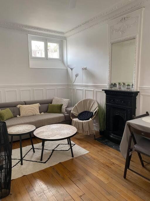 Charmant appartement cosy 2 pièces Paris 15e Apartment in Paris
