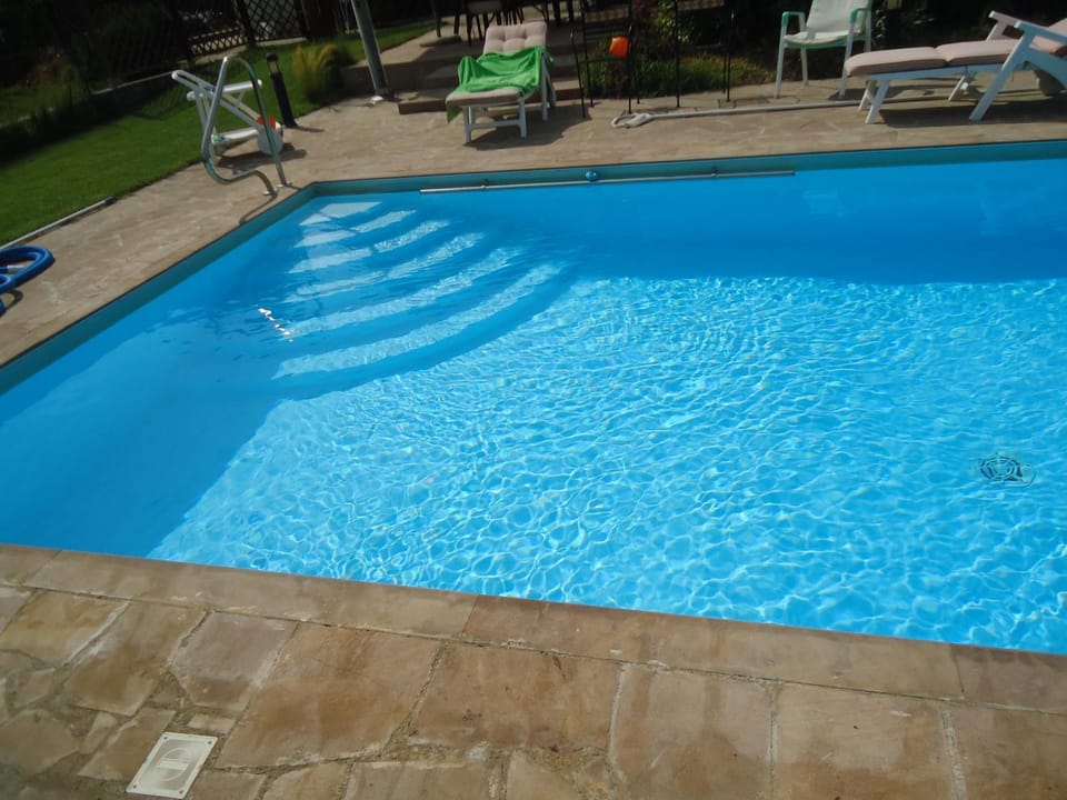 Day, Swimming pool, Swimming pool