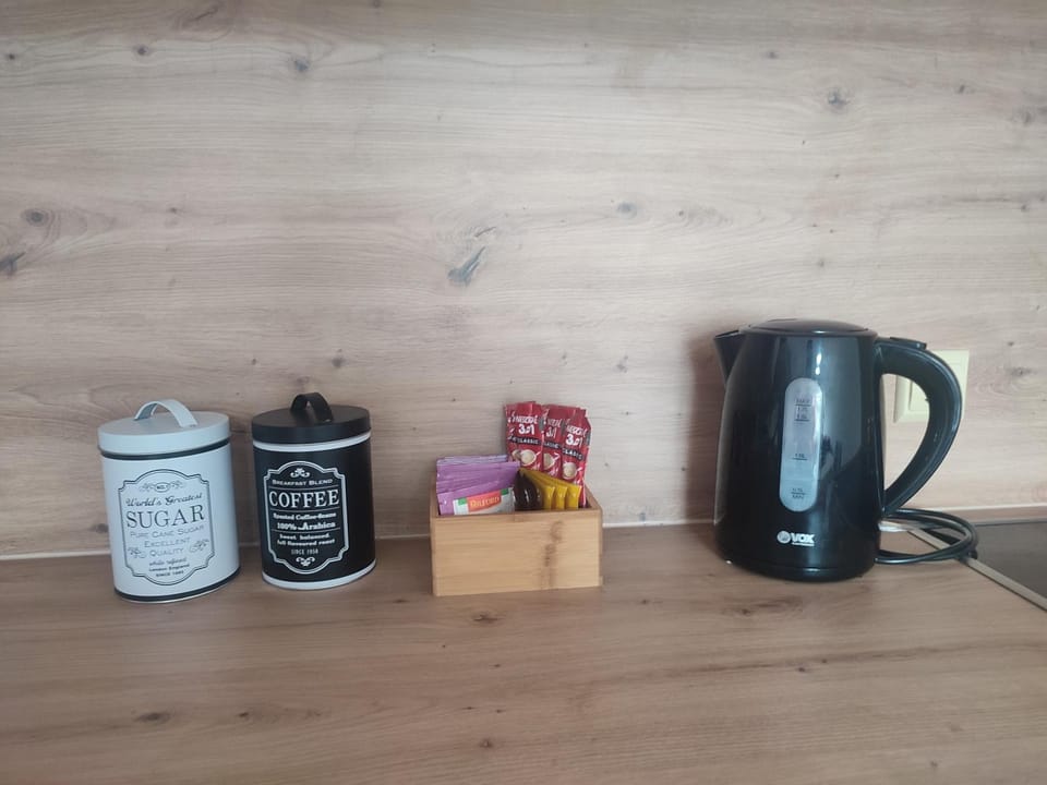 Coffee/tea facilities, Kitchen or kitchenette