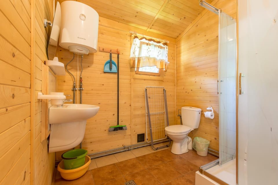 Property building, Bathroom