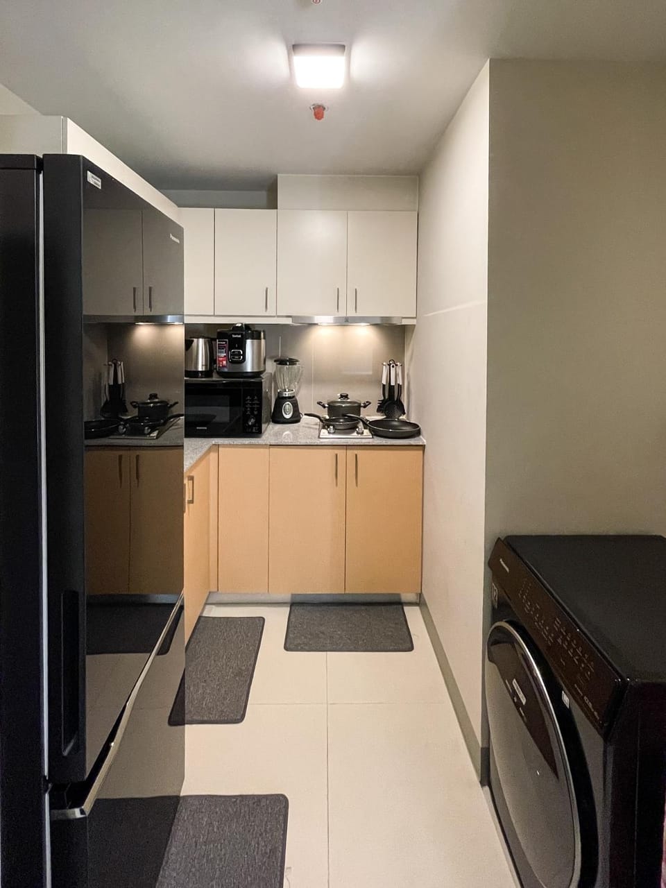Kitchen or kitchenette, dishwasher, minibar, stove, toaster