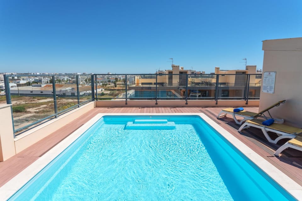 View (from property/room), Balcony/Terrace, Pool view, Swimming pool, sunbed