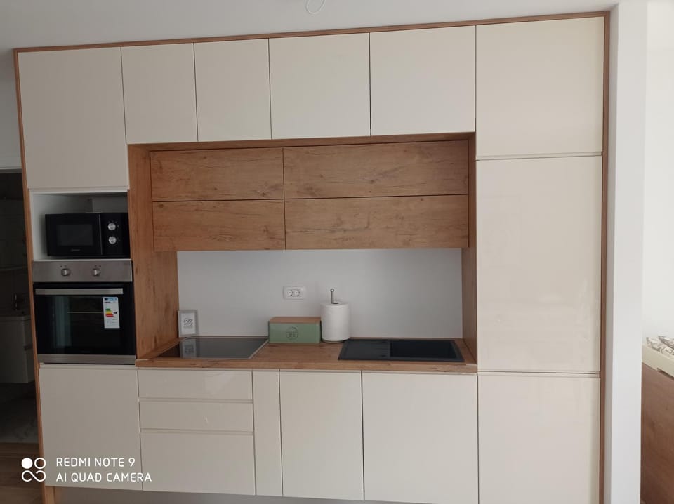 Kitchen or kitchenette, pet friendly