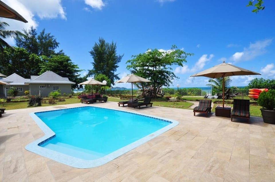 Day, Other, Swimming pool, Swimming pool