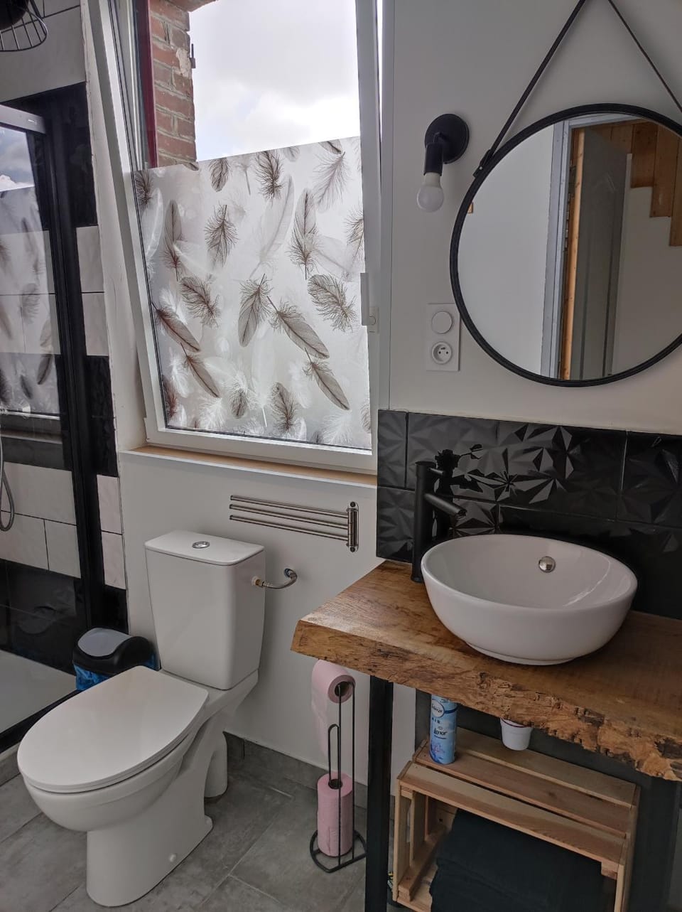Shower, Toilet, Bathroom