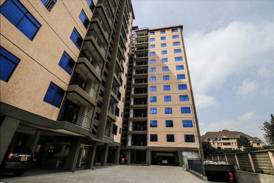 Property building, Nearby landmark, Neighbourhood
