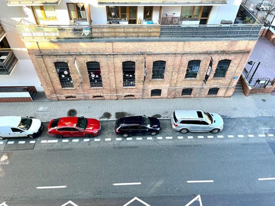 Studio Okrzei Manufaktura Praga Apartment in Warsaw