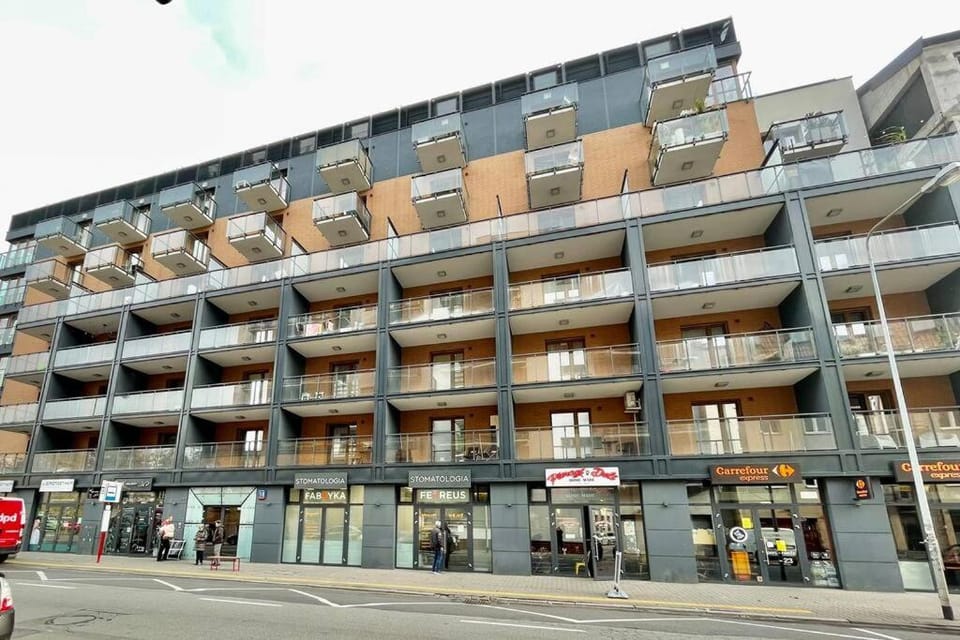 Studio Okrzei Manufaktura Praga Apartment in Warsaw