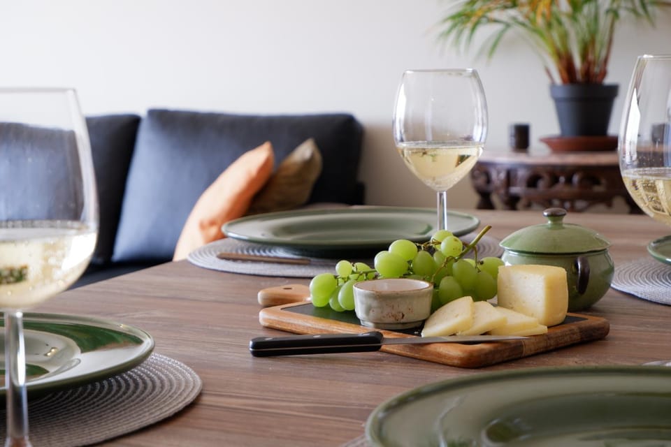 Living room, Lunch, Dinner