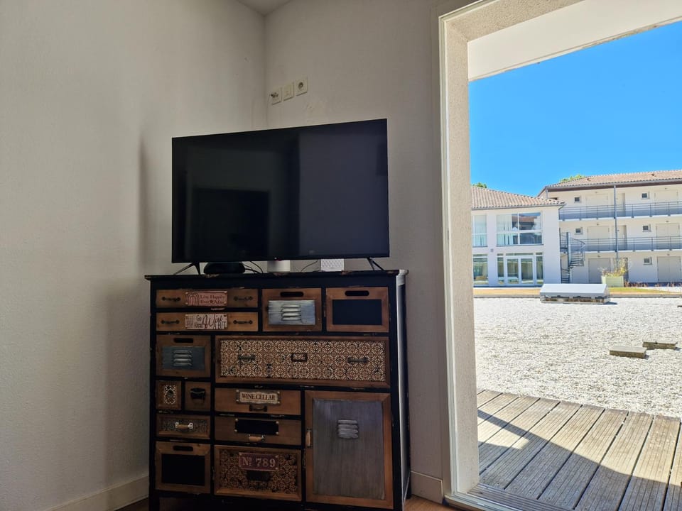 Le Sea Breeze La Rochelle 44m2 - 2 chambres - 6 prs - Piscine Apartment in La Rochelle