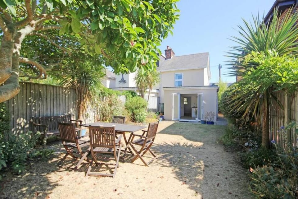 Garden, Garden