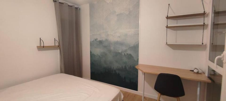 Chambre dans T5 96m2 meublé tt équipé Vacation rental in Lorient