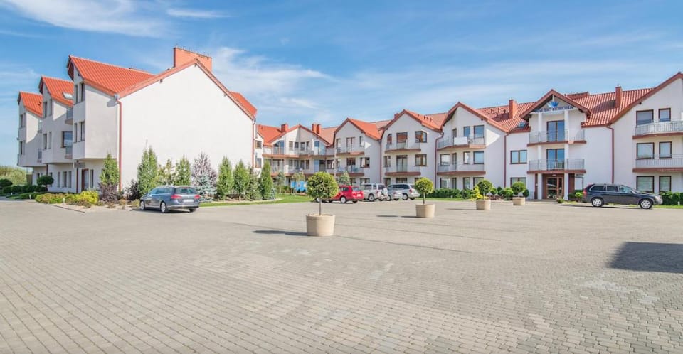 Property building, Parking