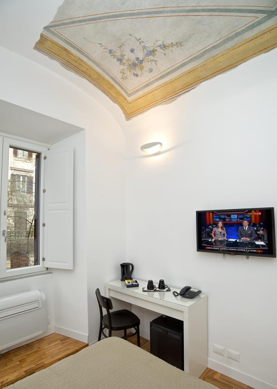 TV and multimedia, Seating area