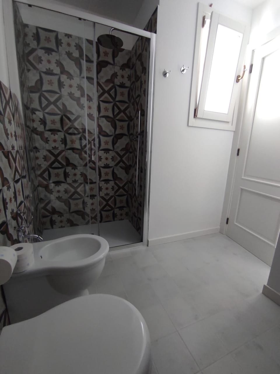 Shower, Toilet, Bathroom, bidet