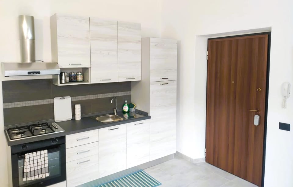Kitchen or kitchenette, pet friendly, stove