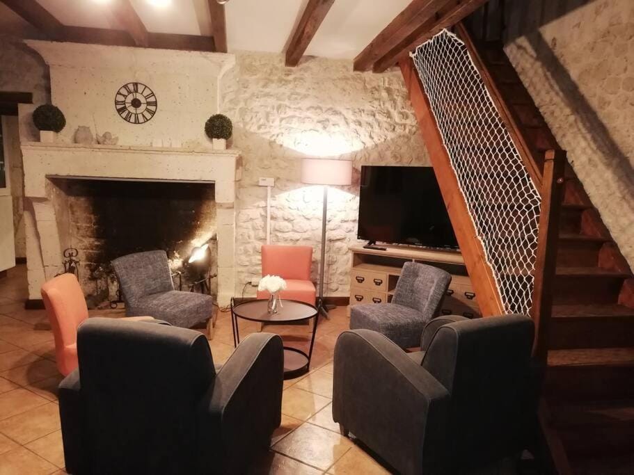 TV and multimedia, Living room