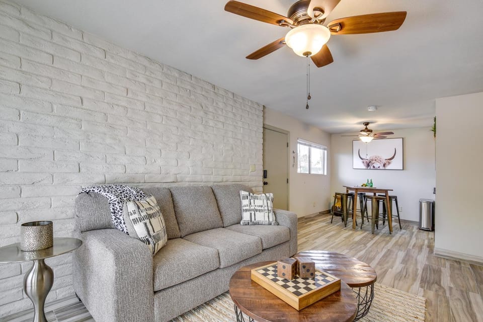 Centrally Located Yuma Retreat w/ Fenced Patio House in Yuma