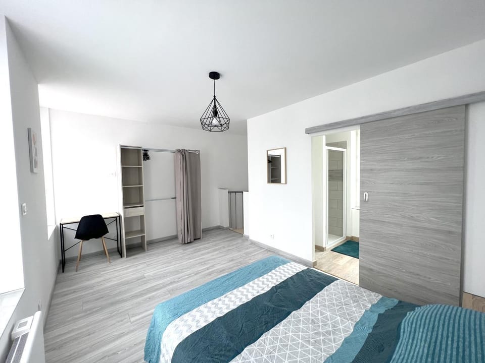 Bed, Bedroom, wardrobe