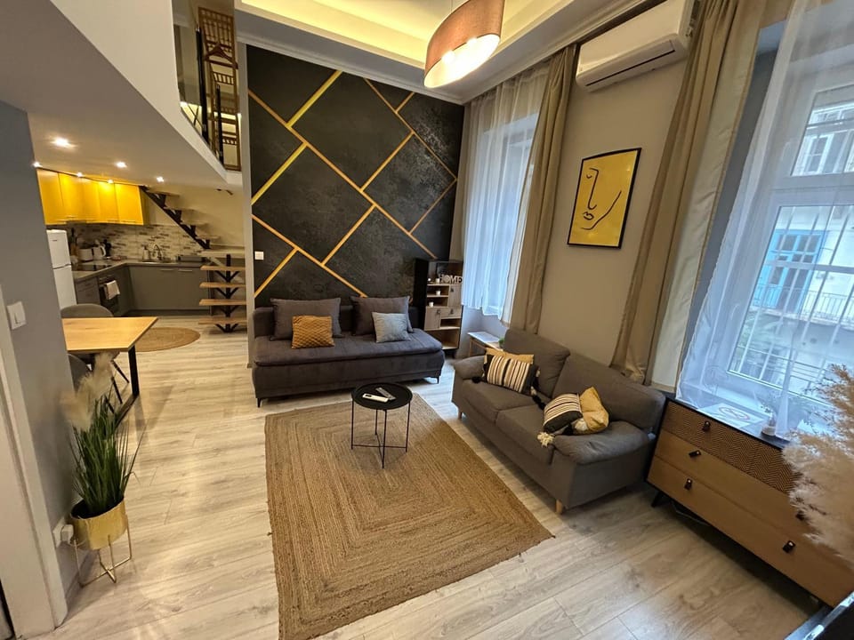 Living room, Seating area, air conditioner