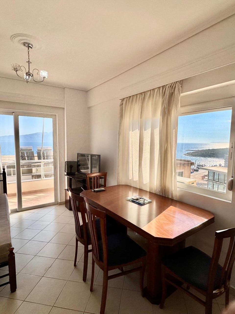 Blue Meridian Residence Apartment in Sarandë