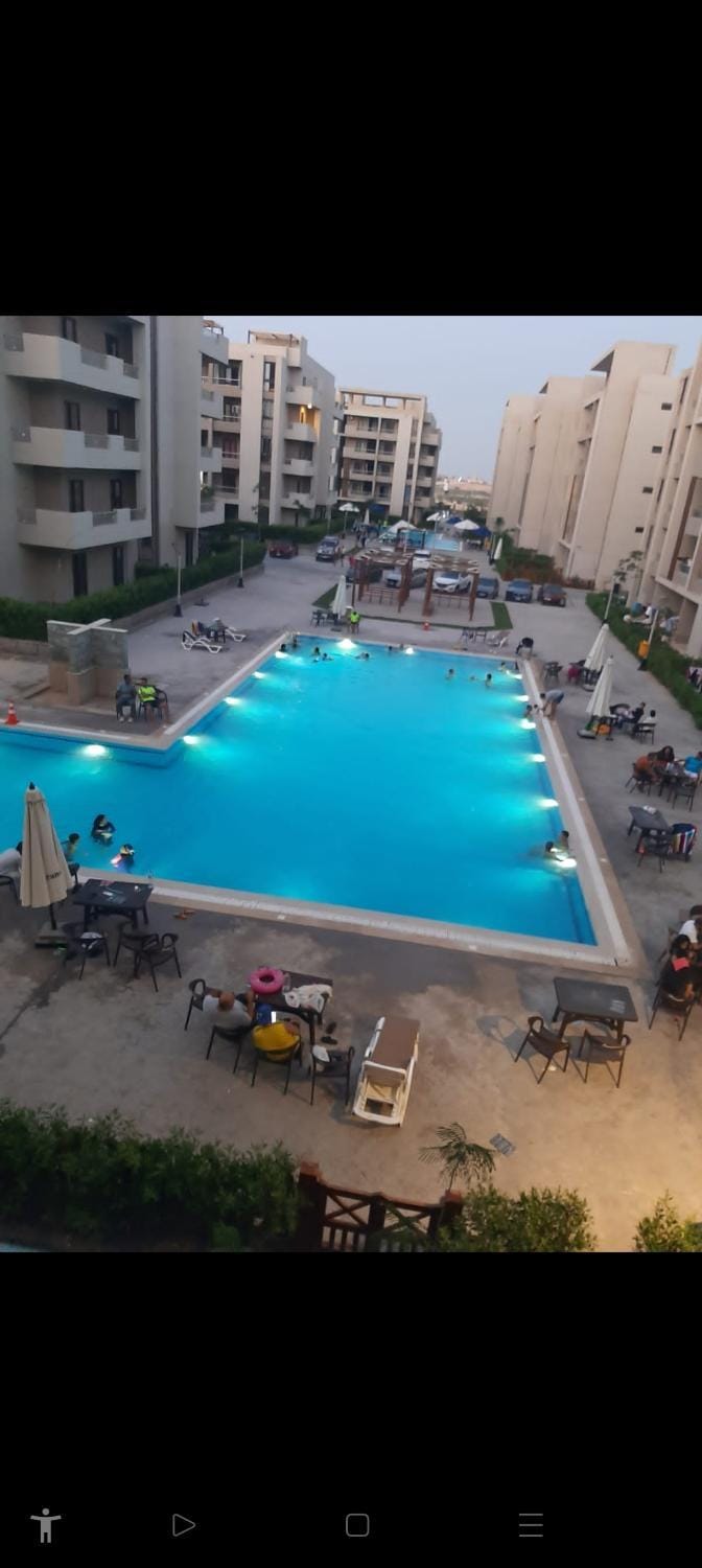 شاليه للايجار 3 غرف مكيفات بقرية جراند هيلز الساحل الشمالى بإطلاله مباشره على البول Apartment in Alexandria Governorate
