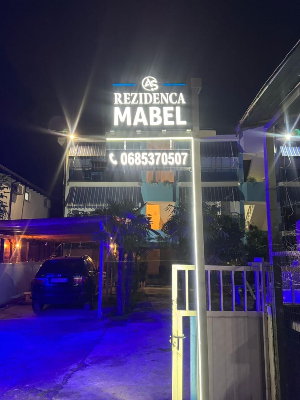 Property building, Night