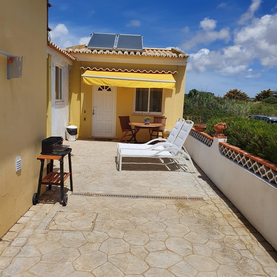 Cosy Apartment in Sagres, 42 sqm with Garden View Apartment in Sagres
