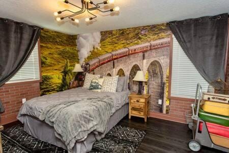 Magical Muggle Mansion Pool & Spa Sleeps 23 House in Four Corners