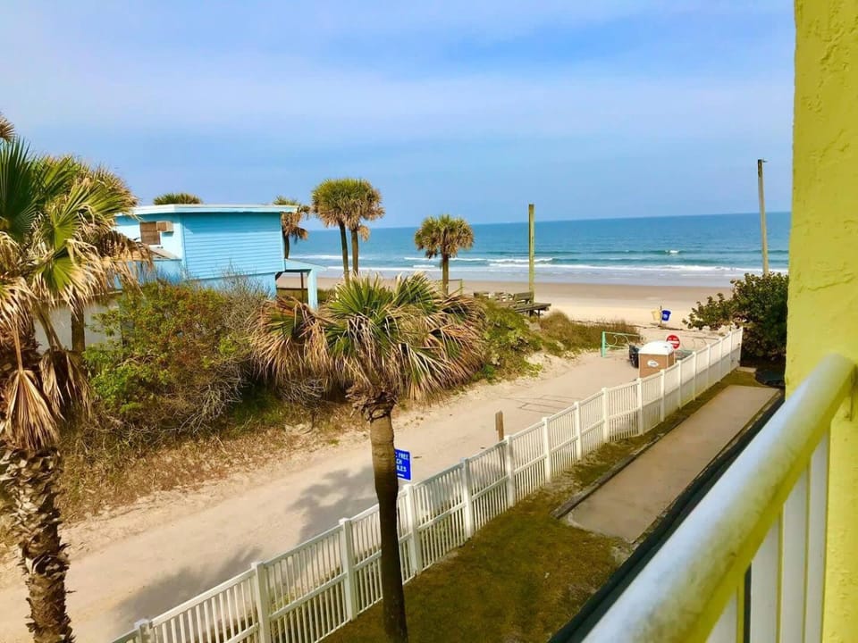 Sea Haven - Sea View at Symphony Beach Club House in Ormond Beach