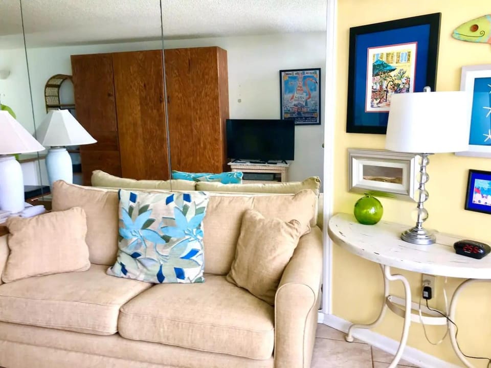 Sea Haven - Sea View at Symphony Beach Club House in Ormond Beach
