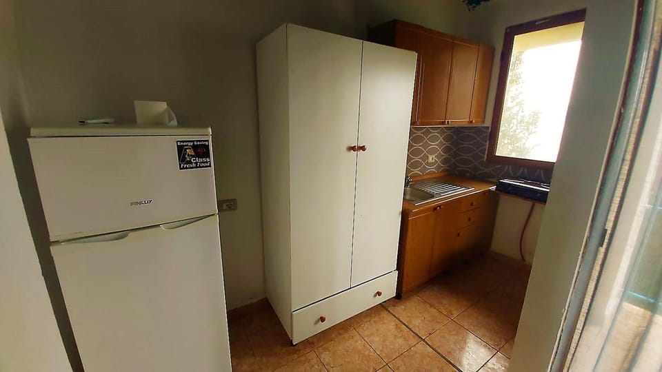 Kitchen or kitchenette, wardrobe