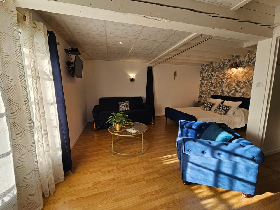 LE MANOIR- CLUNY Bed and Breakfast in Bourgogne-Franche-Comté