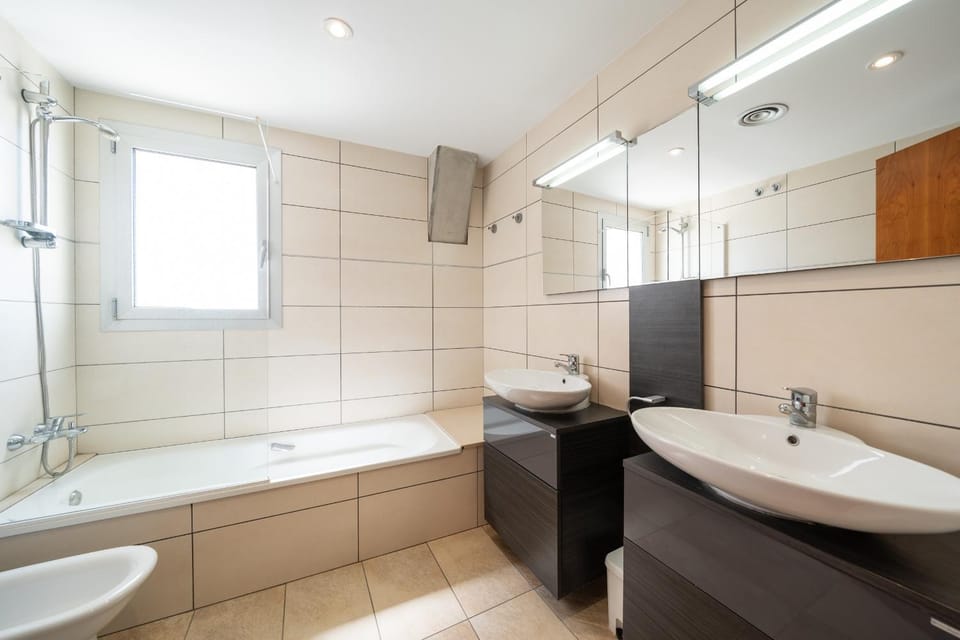 Toilet, Bathroom, Bath