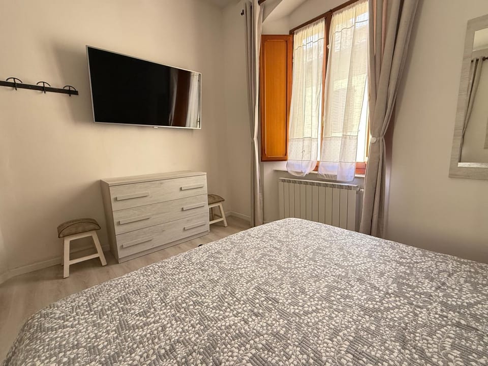 TV and multimedia, Bedroom