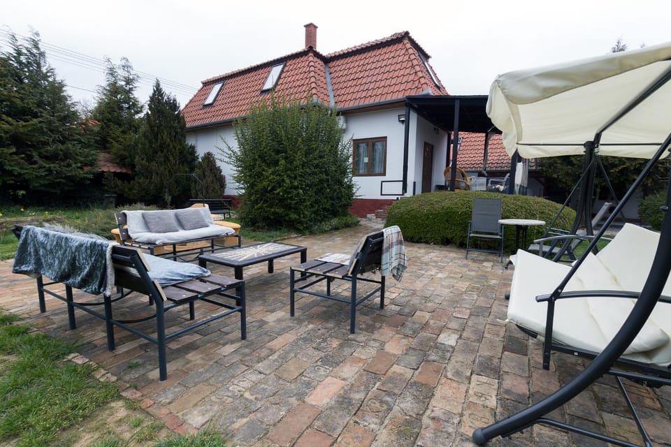Property building, Day, Garden, Balcony/Terrace, Garden view, sunbed