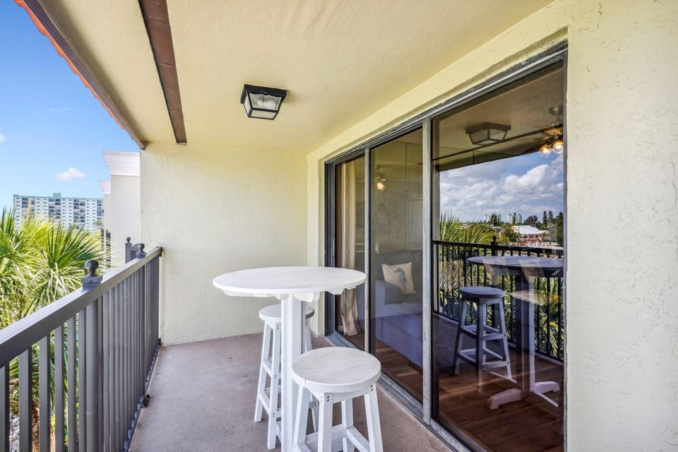 Land's End 3-402 Bay Front House in Sunset Beach