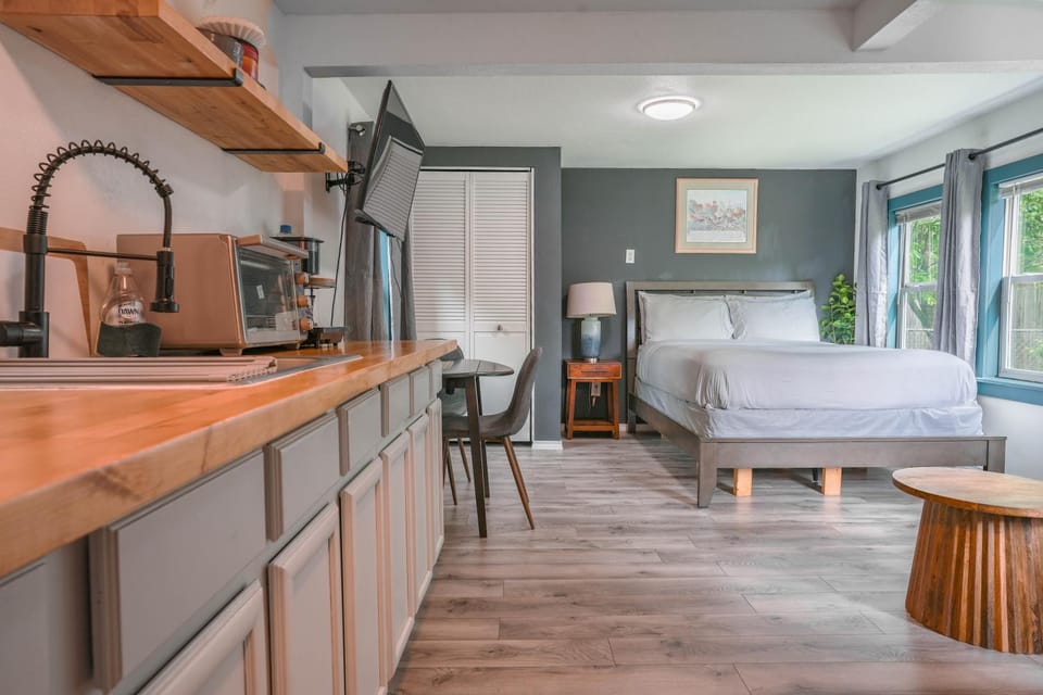 1BR Apt 8 min Integris Monthly 15 Off #34B House in Oklahoma City