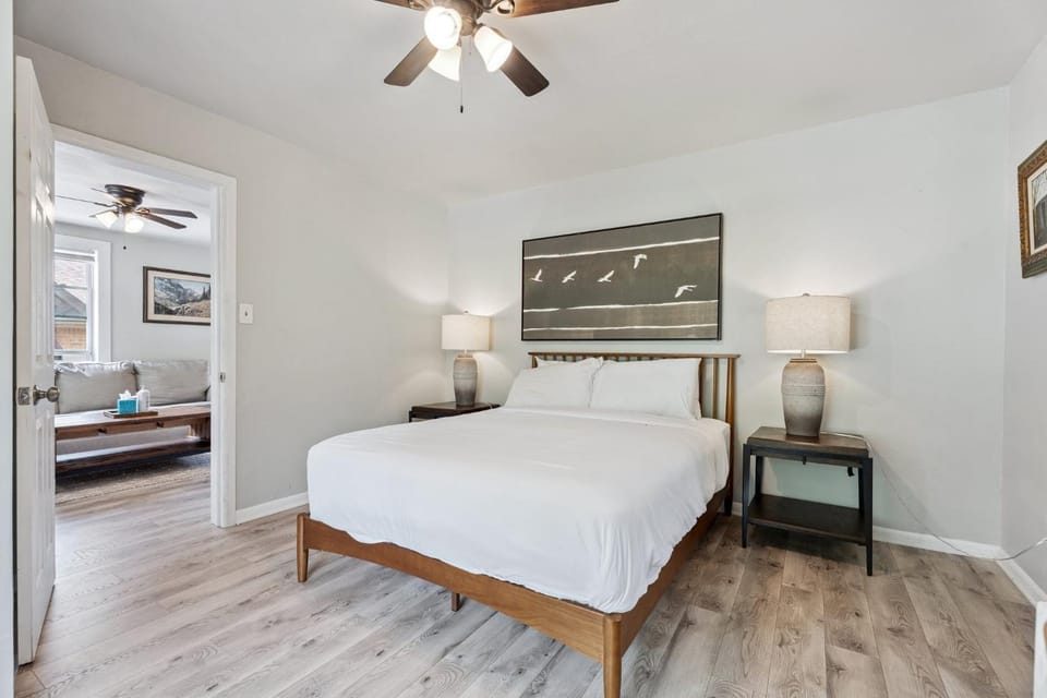 3BR Home 7 mins State Fair, Sleeps 5 House in Oklahoma City