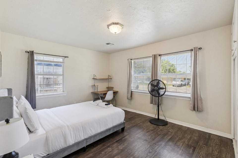2BR Apt 3 mins Science Museum House in Oklahoma City
