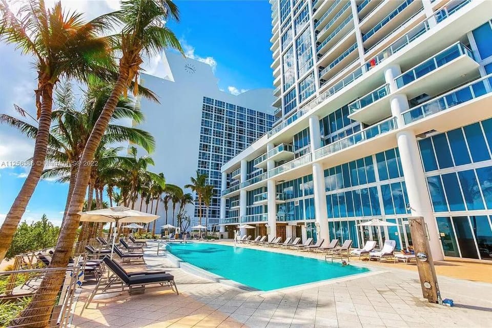Ocean View Luxury Carillon Condo at Beach Access C616 Apartment in Miami Beach